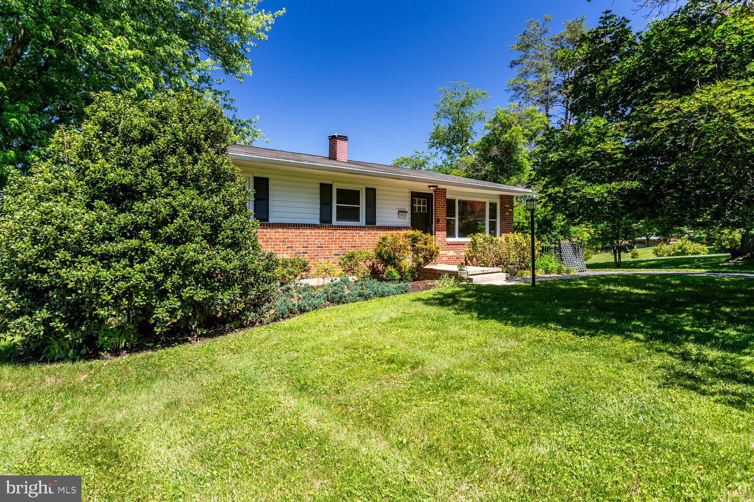 5900 Hanna Road Sykesville, MD 21784 - Photo 2 of 72 Front view