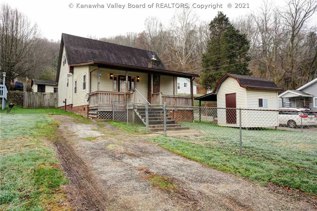 226 Easter Road Nitro, WV 25143 - Photo 3 of 24 Gallery Image 3