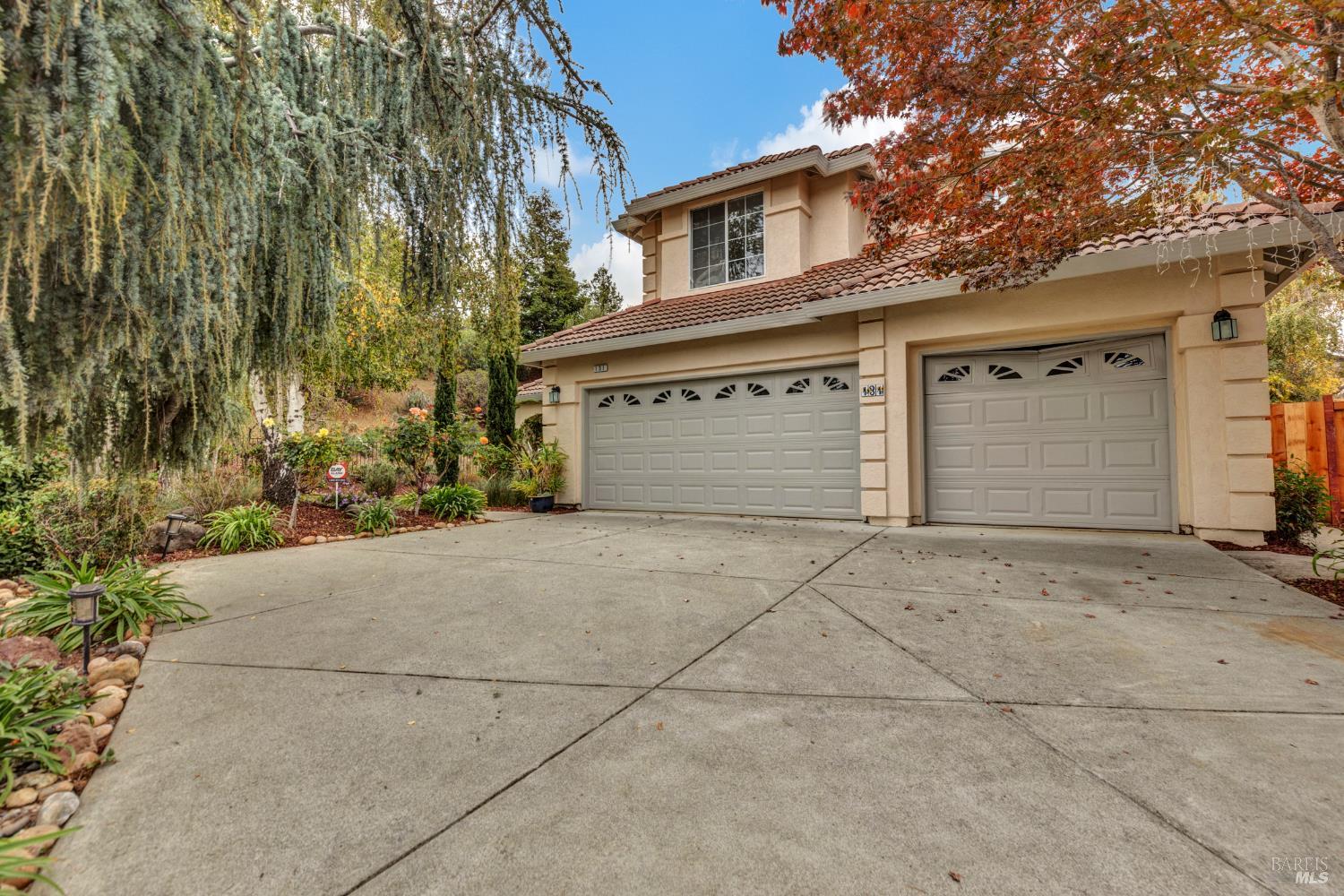 131 Sheila Court Vallejo, CA 94591 - Photo 2 of 36