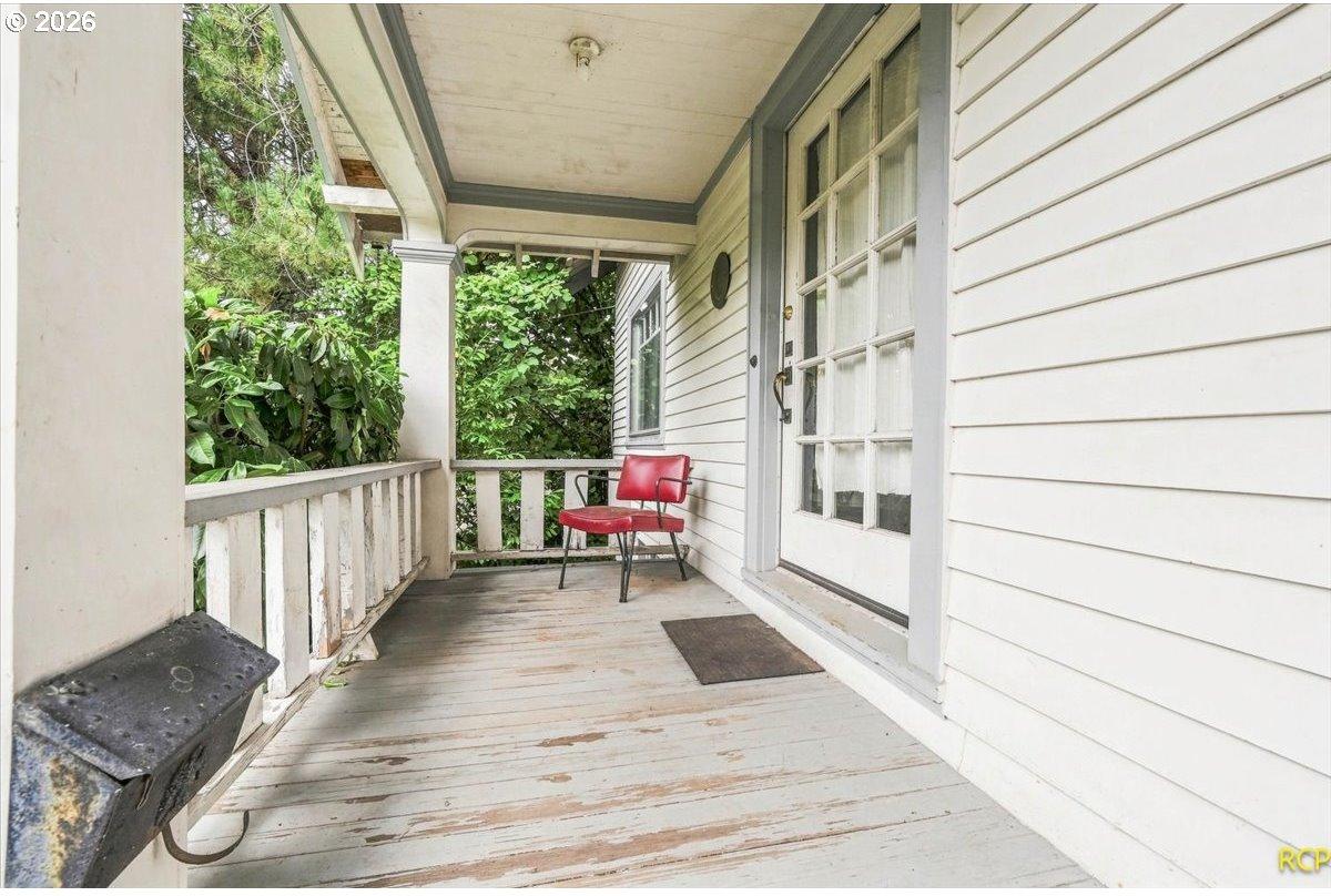 2113 North Sumner Street Portland, OR 97217 - Photo 3 of 30 Gallery Image 3