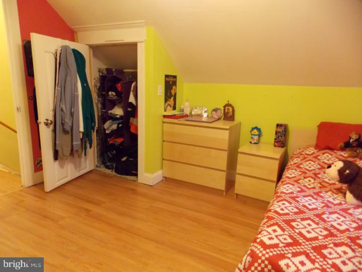 228 Upland Road Brookhaven, PA 19015 - Photo 20 of 25 Bedroom 3