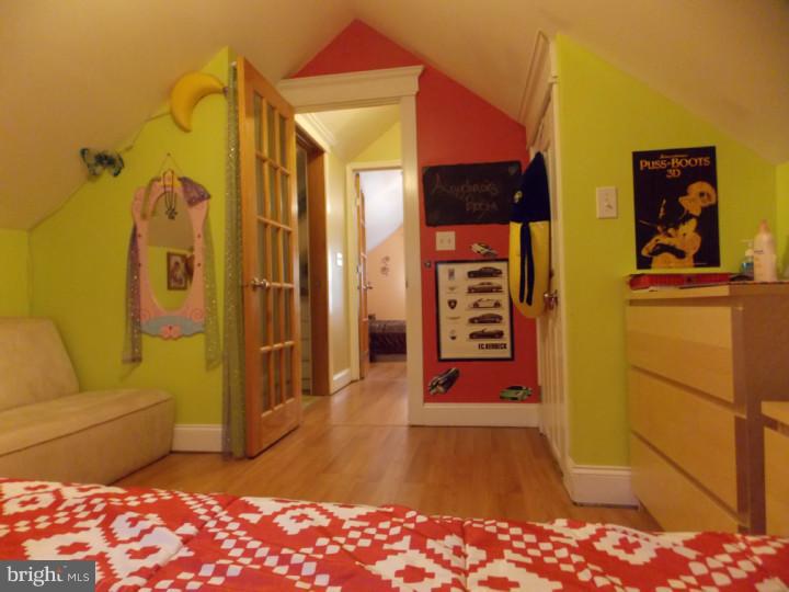228 Upland Road Brookhaven, PA 19015 - Photo 21 of 25 Bedroom 3
