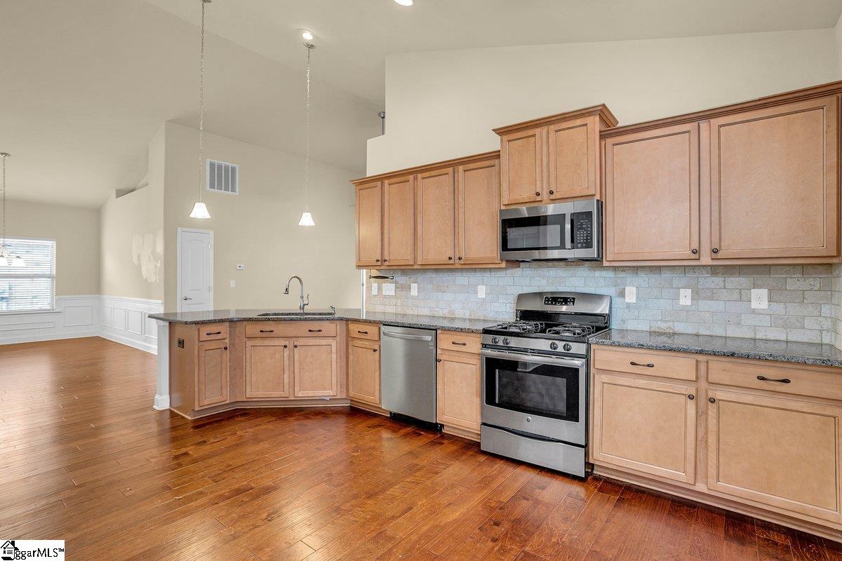 61 Border Avenue Simpsonville, SC 29680 - Photo 7 of 25 Gallery Image 7