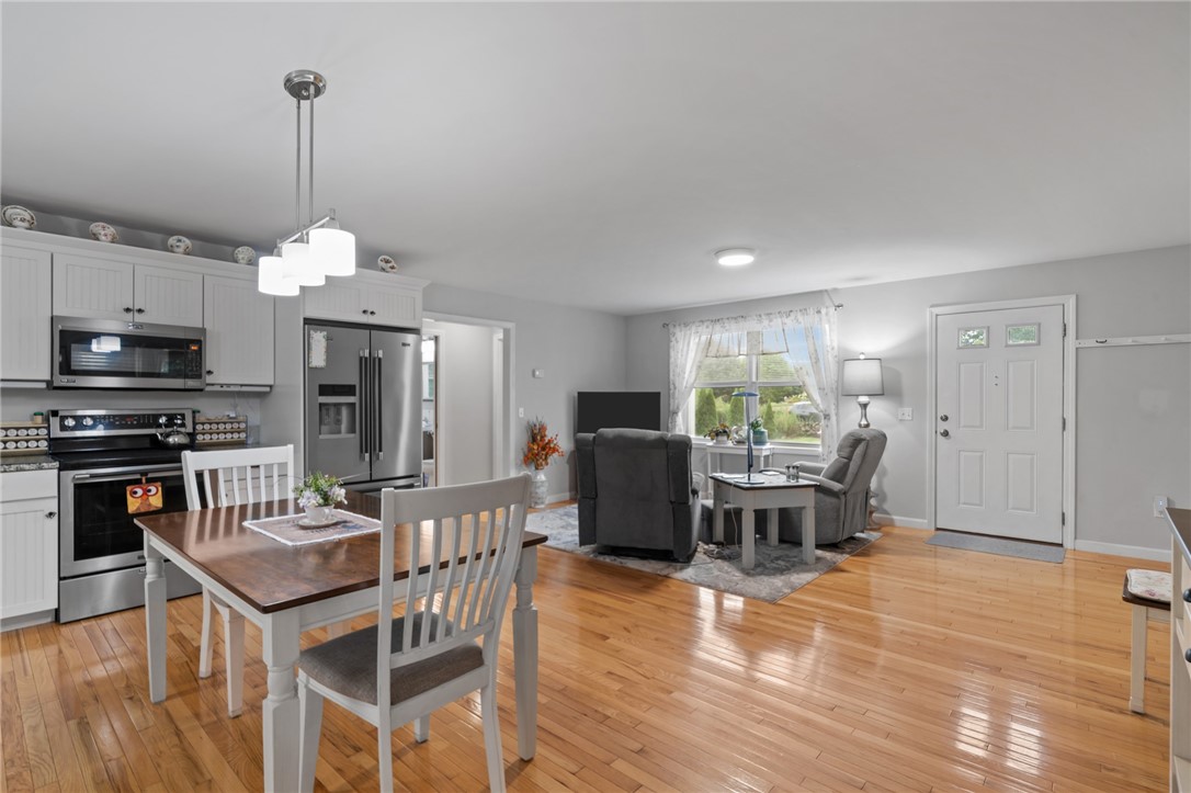 30 Fieldstone Way Westerly, RI 02891 - Photo 10 of 37 Gallery Image 10