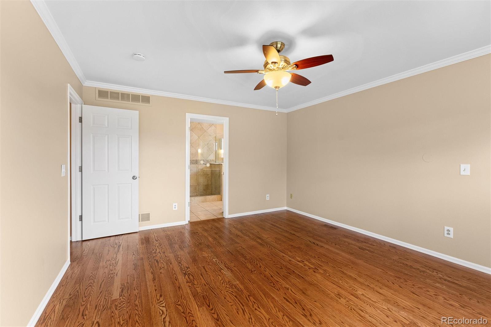 8926 Greenspointe Lane Highlands Ranch, CO 80130 - Photo 24 of 47