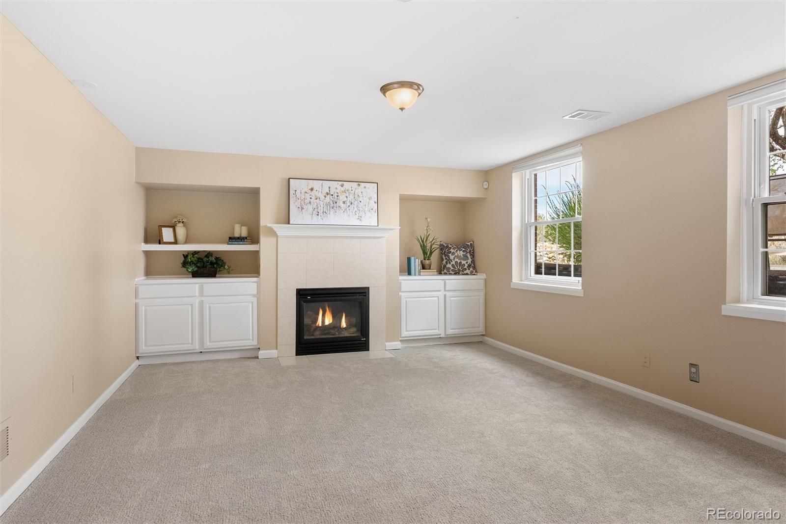 8926 Greenspointe Lane Highlands Ranch, CO 80130 - Photo 29 of 47