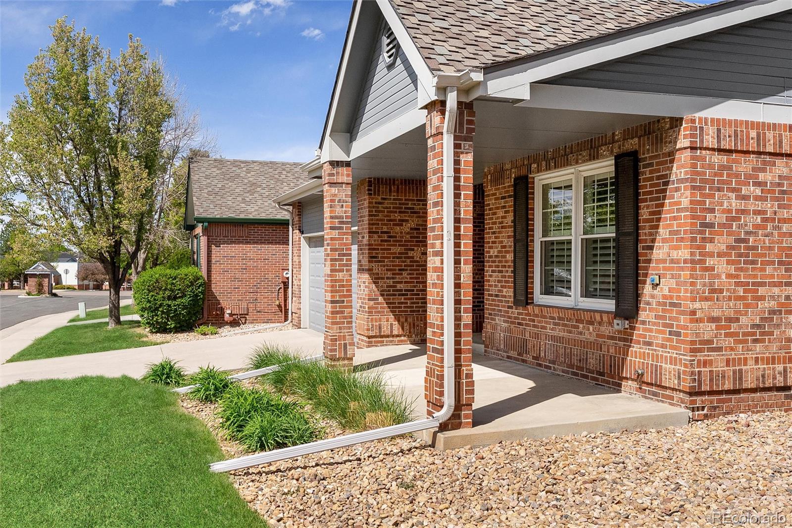 8926 Greenspointe Lane Highlands Ranch, CO 80130 - Photo 3 of 47