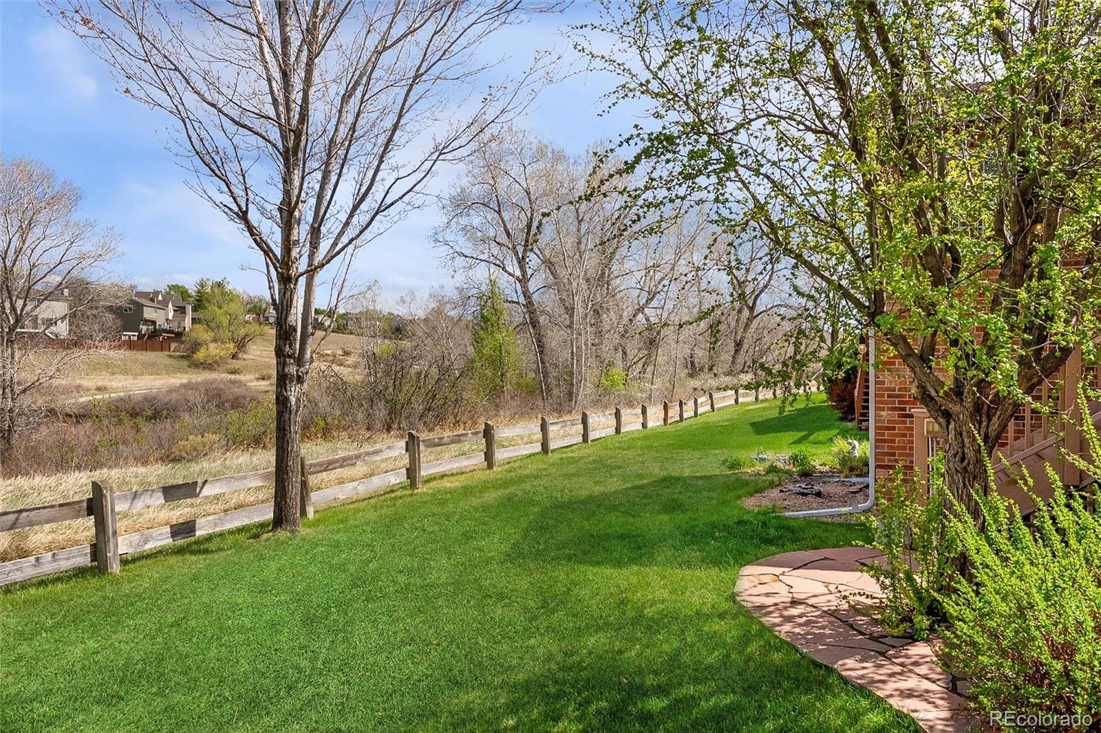 8926 Greenspointe Lane Highlands Ranch, CO 80130 - Photo 38 of 47