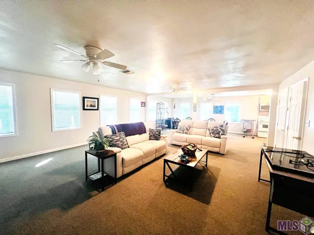 $299,500 | 121 Peach Lane, Grand Isle, LA 70358