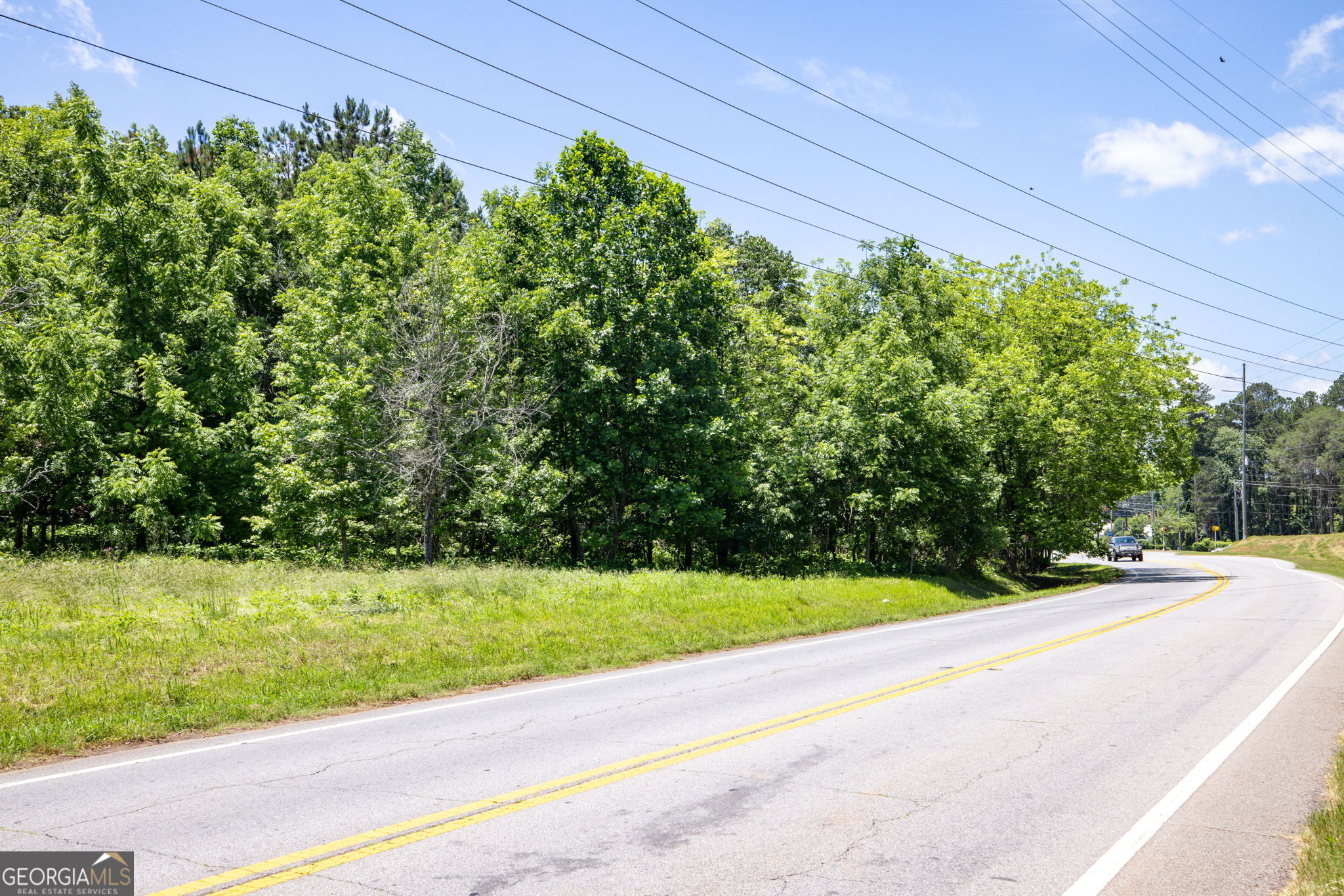 4611 Thurmon Tanner Road Flowery Branch, GA 30542 - Photo 19 of 23 a view of a outdoor space