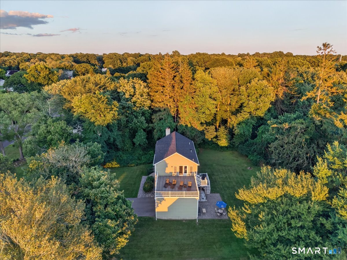 15 R Lee Road Waterford, CT 06385 - Photo 8 of 40 Gallery Image 8