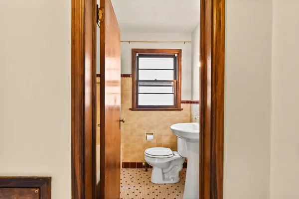 $590,000 | 718-720 South Dickinson Street, Madison, WI 53703