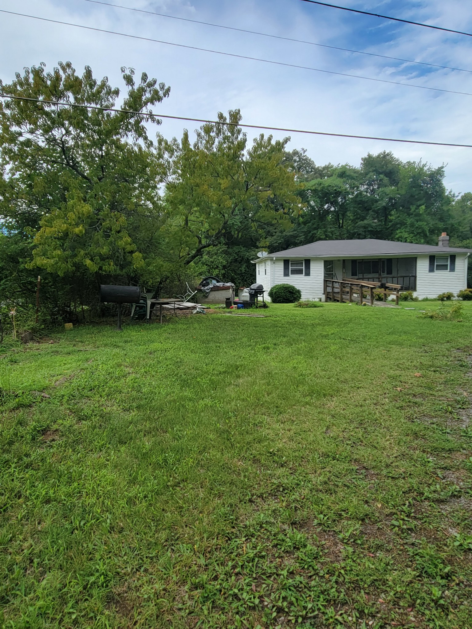 1431 Southside Road Southside, TN 37171 - Photo 3 of 9