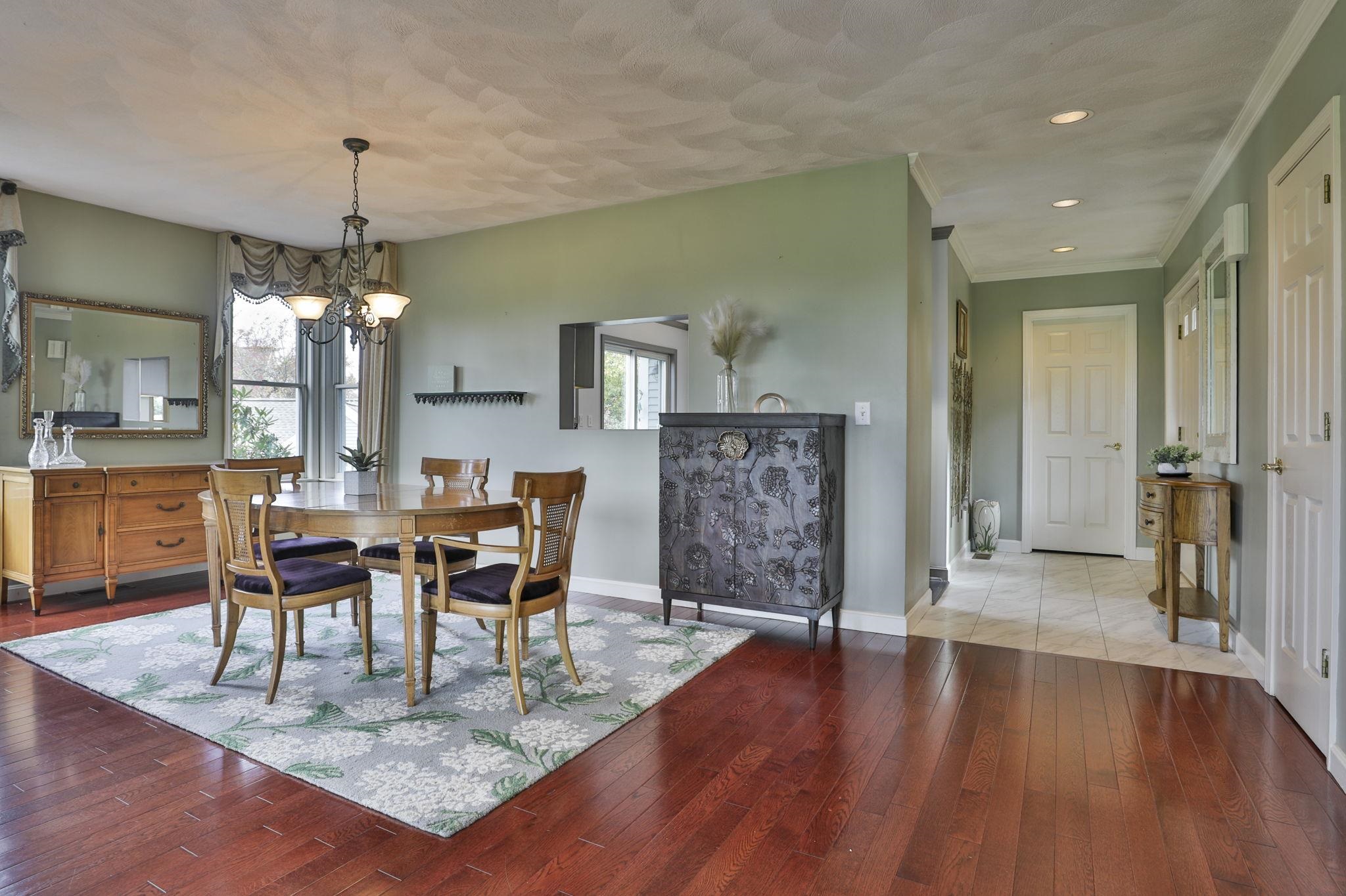 95 Hawthorne Village Road Nashua, NH 03062 - Photo 22 of 60 Gallery Image 22