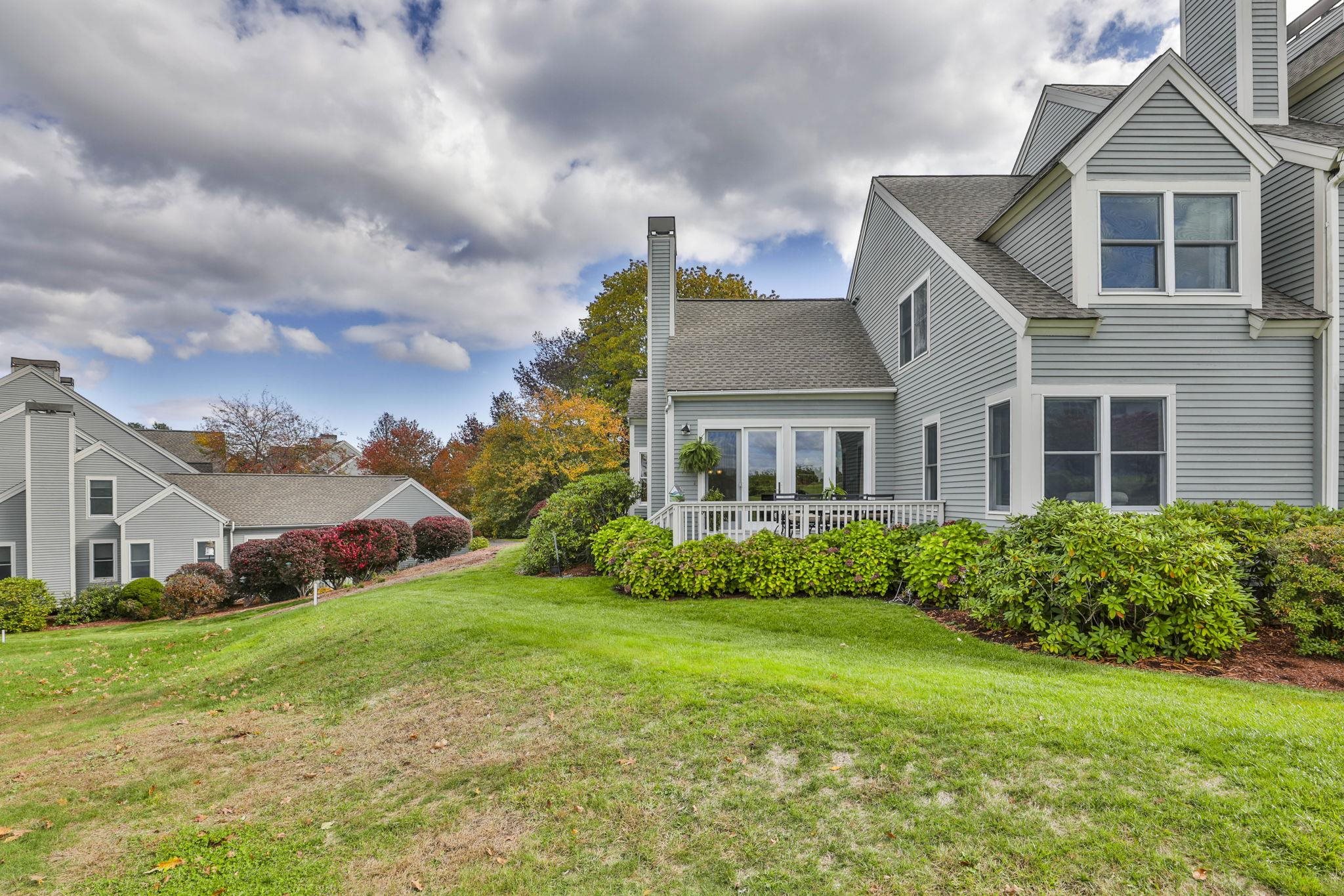 95 Hawthorne Village Road Nashua, NH 03062 - Photo 52 of 60 Gallery Image 52