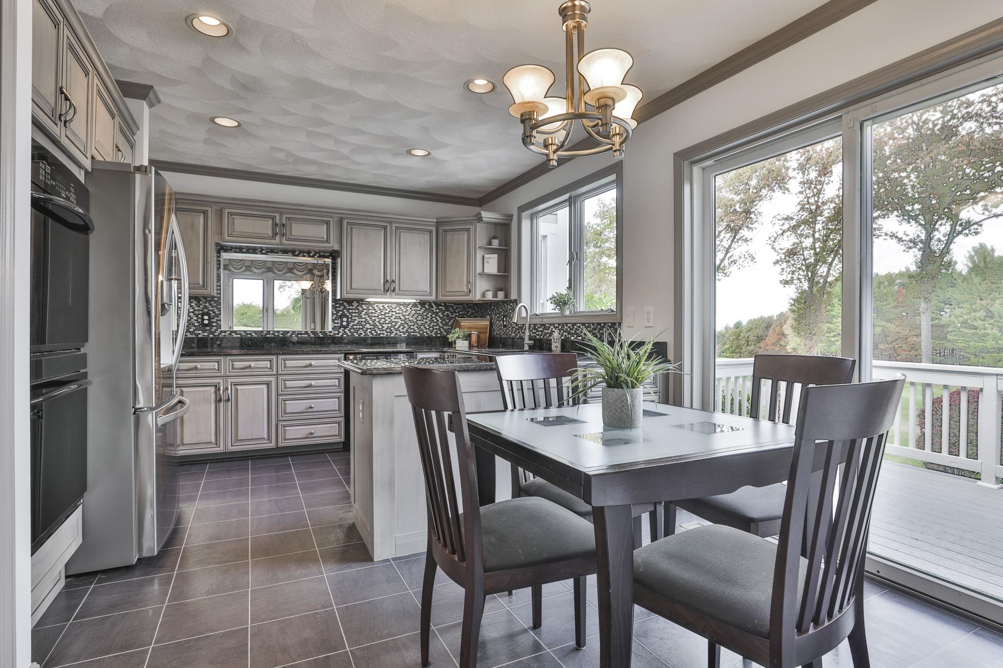 95 Hawthorne Village Road Nashua, NH 03062 - Photo 7 of 60 Gallery Image 7
