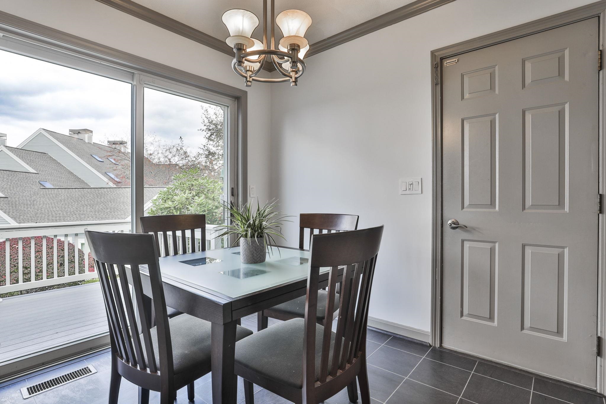 95 Hawthorne Village Road Nashua, NH 03062 - Photo 8 of 60 Gallery Image 8