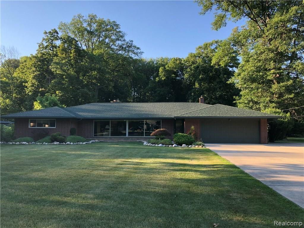 8500 Ferry Road Grosse Ile, MI 48138 - Photo 2 of 38 IMG_0336.jpg