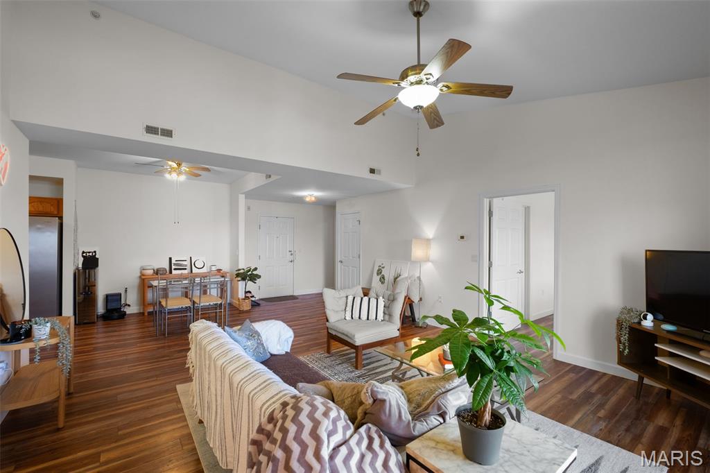 1 Monarch Trace Court, Unit 307 Chesterfield, MO 63017 - Photo 12 of 37