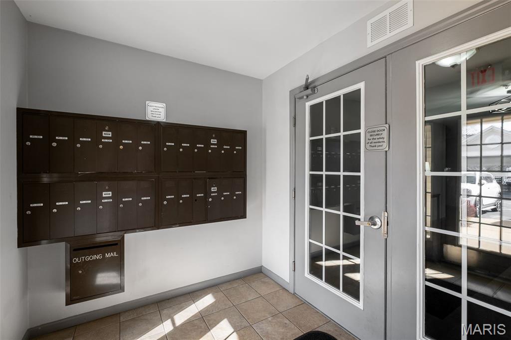 1 Monarch Trace Court, Unit 307 Chesterfield, MO 63017 - Photo 30 of 37