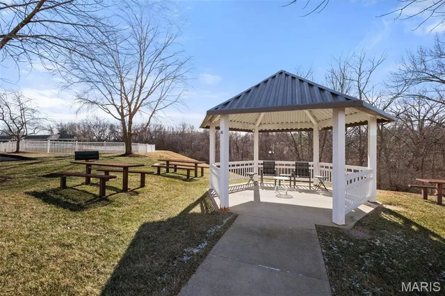 $259,000 | 1 Monarch Trace Court, Unit 307, Chesterfield, MO 63017