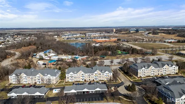 $259,000 | 1 Monarch Trace Court, Unit 307, Chesterfield, MO 63017