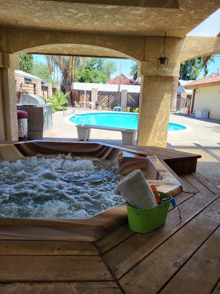 308 Monroe Street Coalinga, CA 93210 - Photo 32 of 35 a picture of a table and chairs in patio