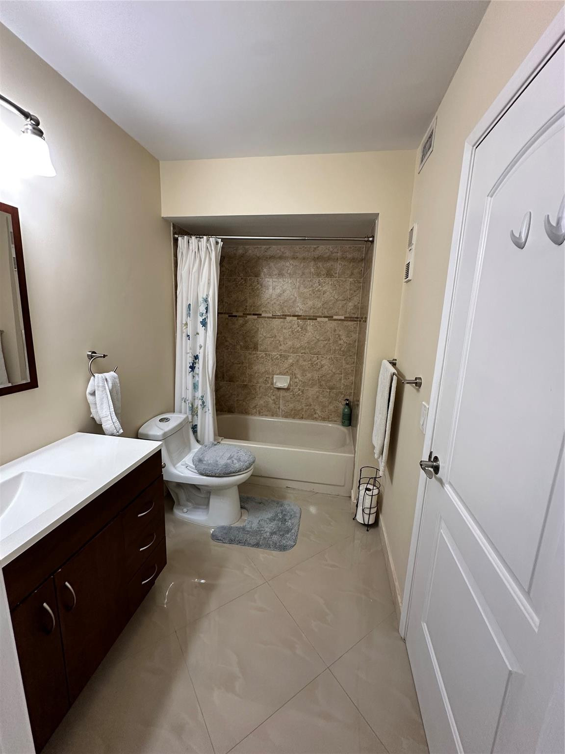 18761 Jolson Avenue, Unit 4 Boca Raton, FL 33496 - Photo 12 of 20 Photo 12