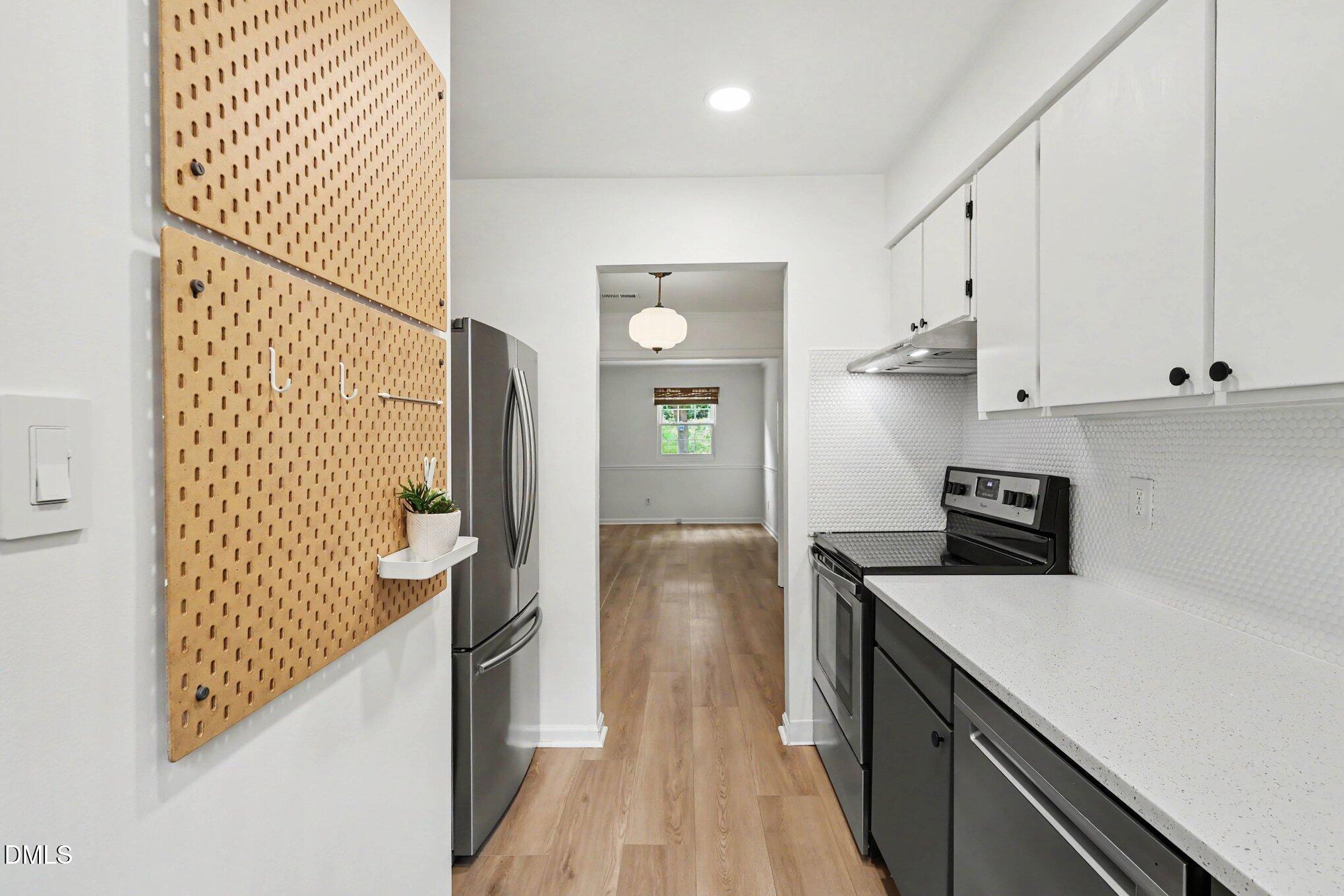 6561 New Market Way Raleigh, NC 27615 - Photo 9 of 20