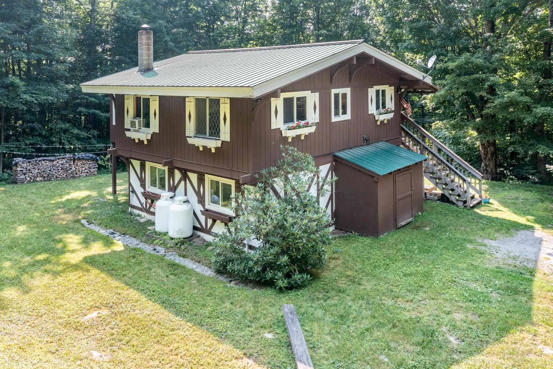 1255 Iron Gate Road Cambridge, VT 05444 - Photo 3 of 21 Gallery Image 3