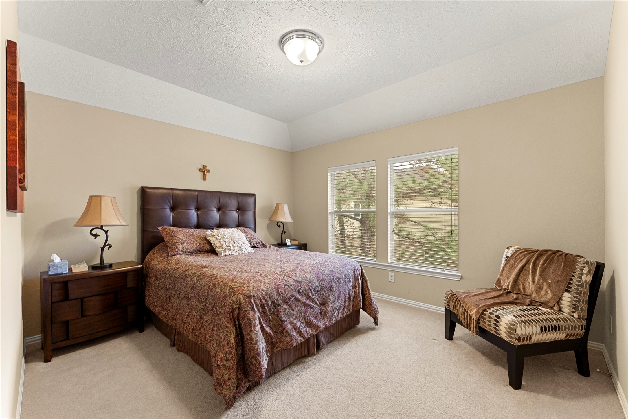 55 Granite Path Place Spring, TX 77389 - Photo 37 of 50 a bedroom with a bed and a couch