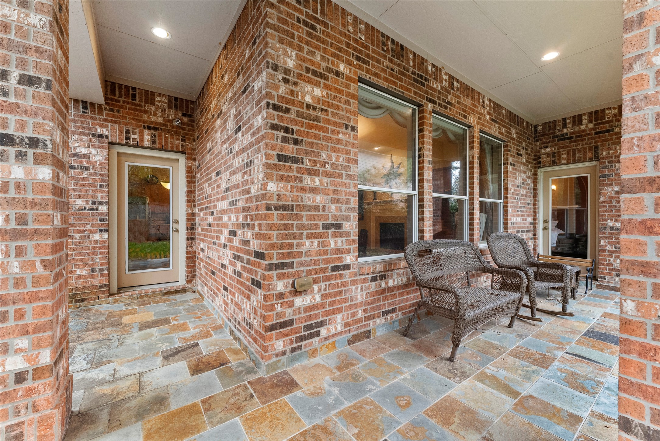 55 Granite Path Place Spring, TX 77389 - Photo 48 of 50 a outdoor space with lots of white furniture
