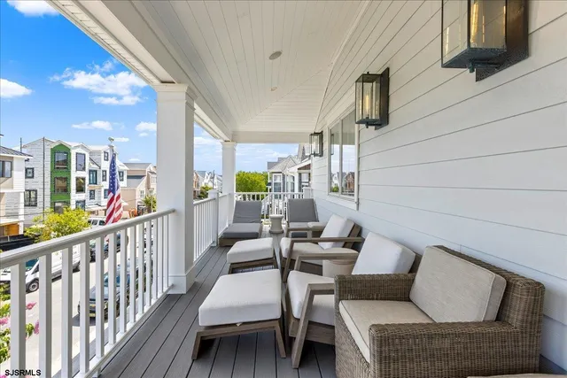 $150,000 | 428 North Pembroke Avenue, Unit FULL SUMMER RENTAL W/POOL, Margate City, NJ 08402