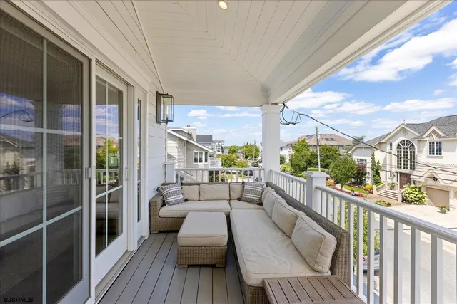 $150,000 | 428 North Pembroke Avenue, Unit FULL SUMMER RENTAL W/POOL, Margate City, NJ 08402