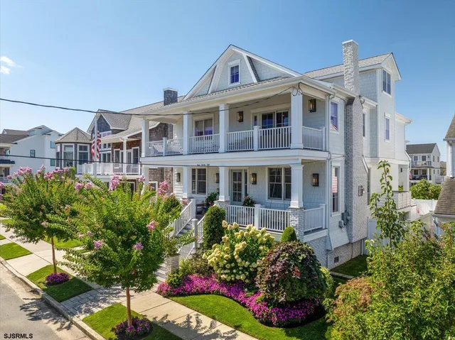 $150,000 | 428 North Pembroke Avenue, Unit FULL SUMMER RENTAL W/POOL, Margate City, NJ 08402