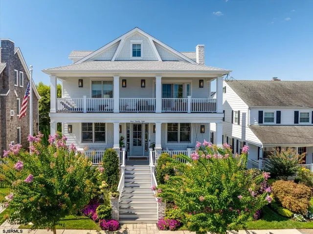 $150,000 | 428 North Pembroke Avenue, Unit FULL SUMMER RENTAL W/POOL, Margate City, NJ 08402