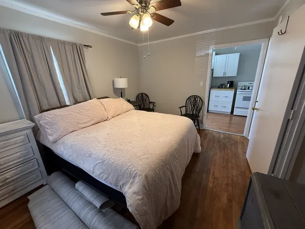 $850 | 513 North Main Street, Unit A, Dickson, TN 37055