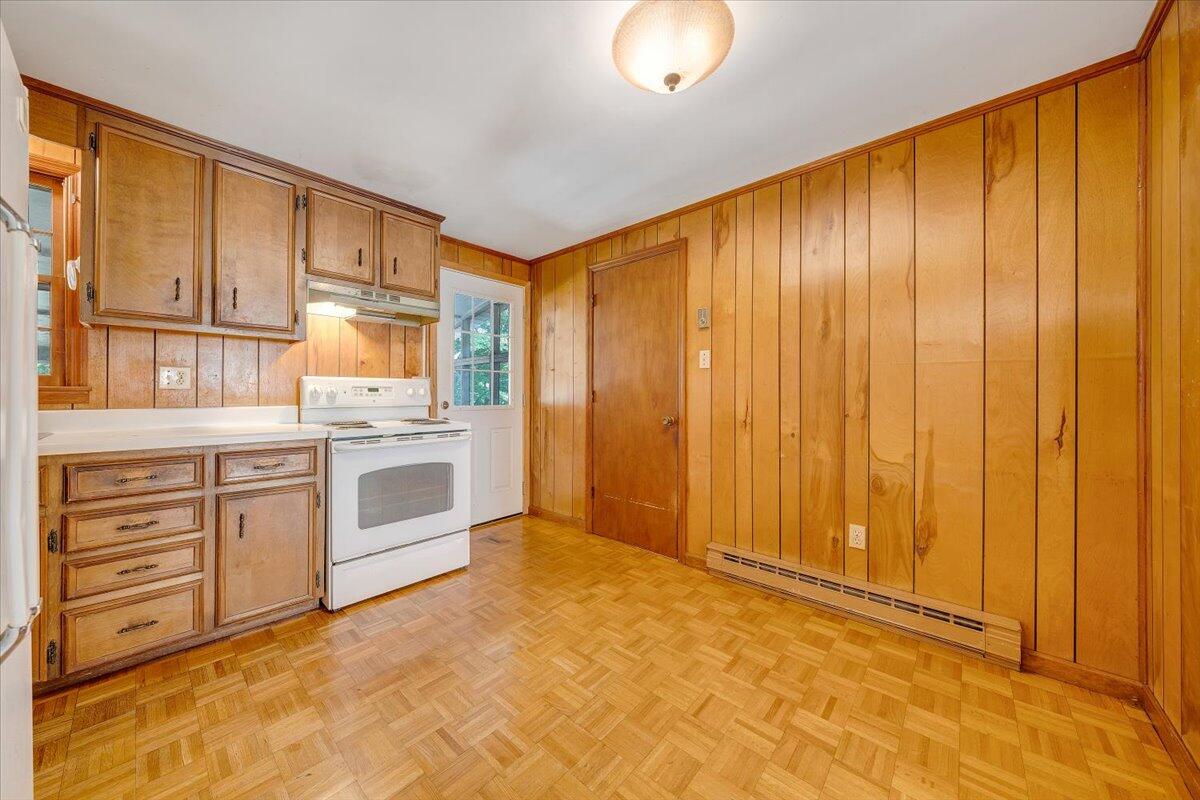 2821 Lees Gap Road Fincastle, VA 24090 - Photo 16 of 61 16-MIB05136