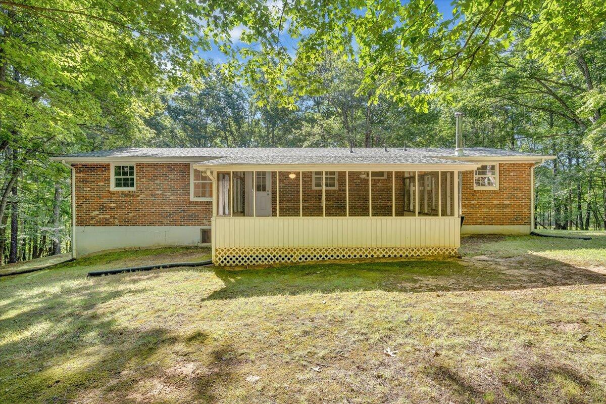 2821 Lees Gap Road Fincastle, VA 24090 - Photo 32 of 61 32-MIB05187