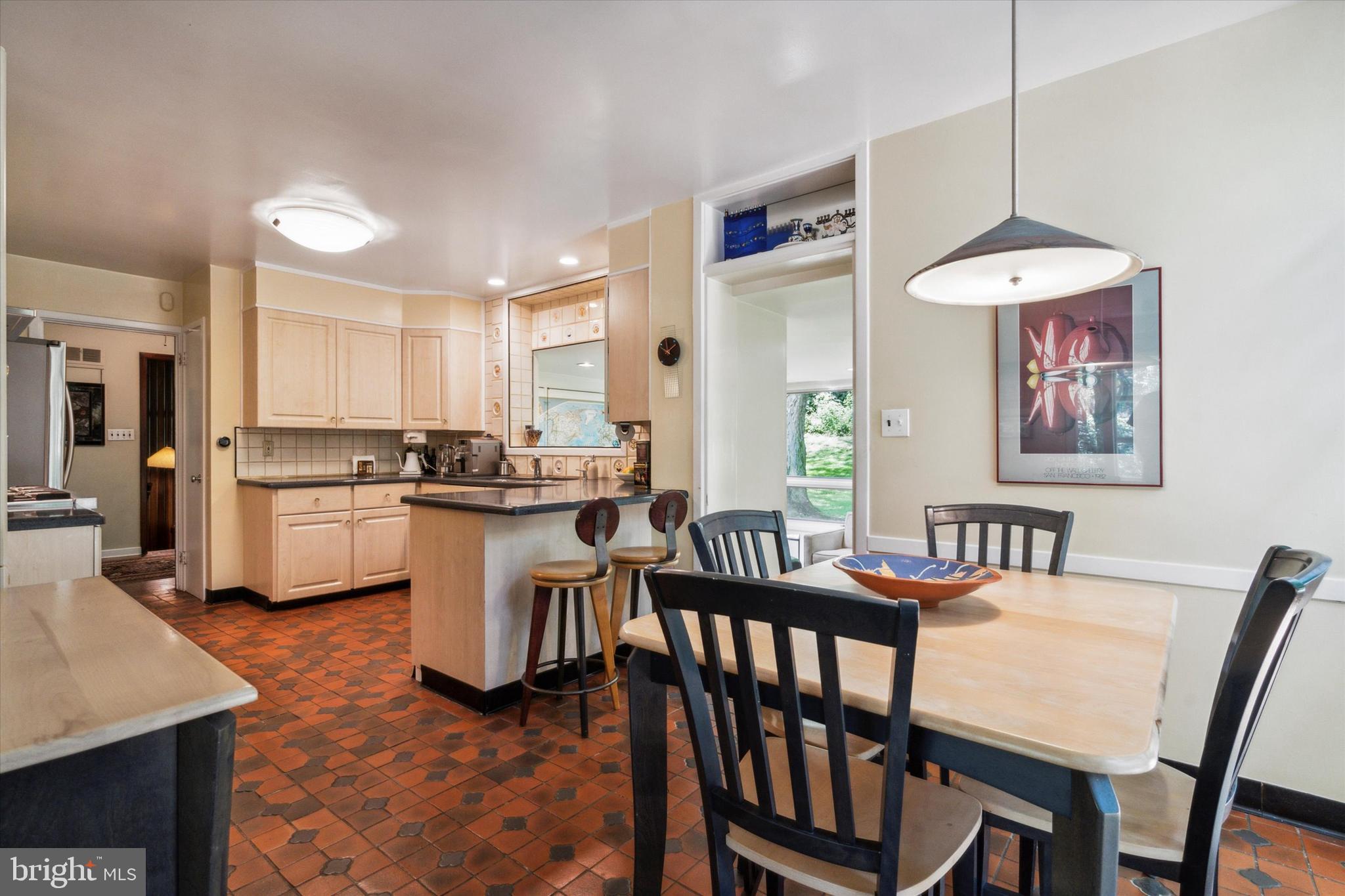 4029 Apalogen Road Philadelphia, PA 19129 - Photo 16 of 40