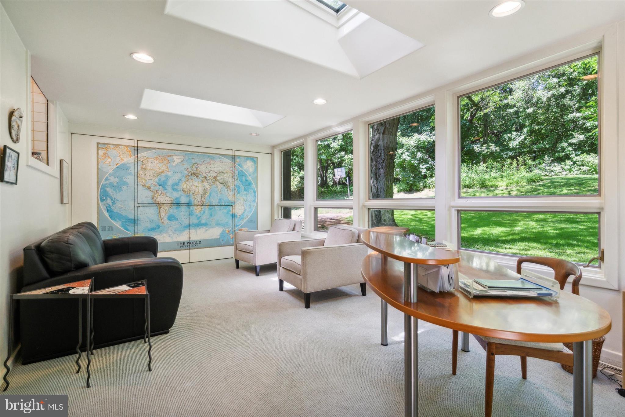 4029 Apalogen Road Philadelphia, PA 19129 - Photo 17 of 40