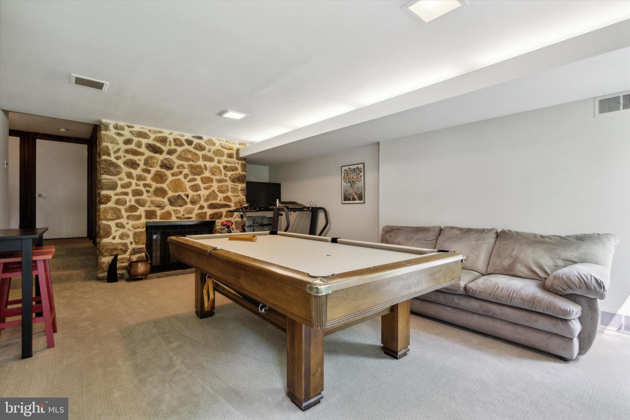 4029 Apalogen Road Philadelphia, PA 19129 - Photo 33 of 40