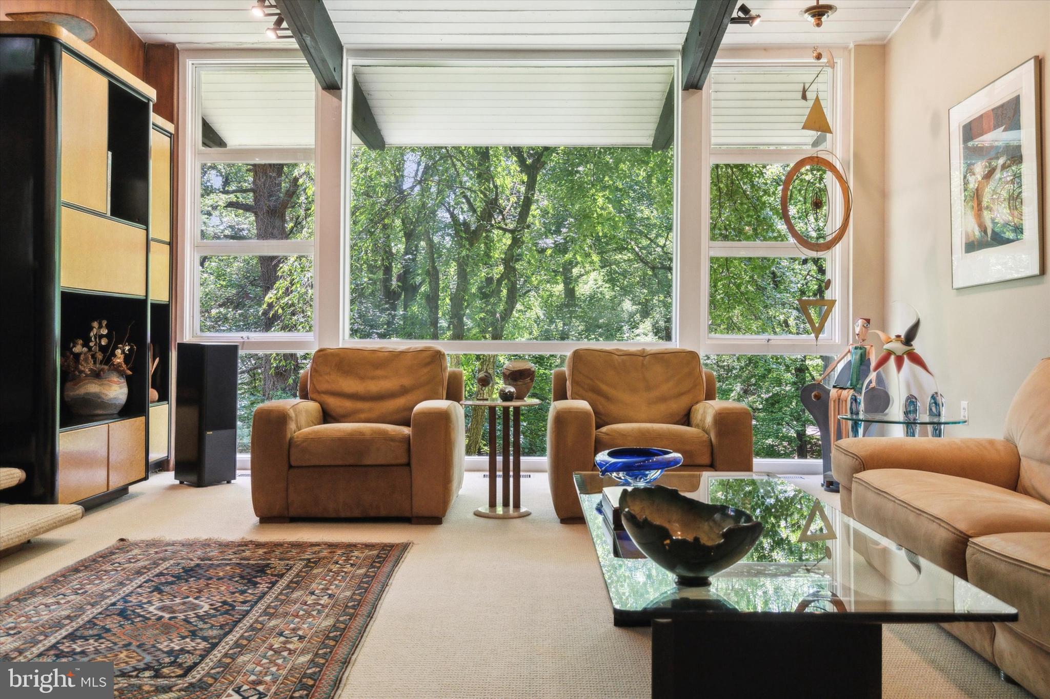 4029 Apalogen Road Philadelphia, PA 19129 - Photo 8 of 40