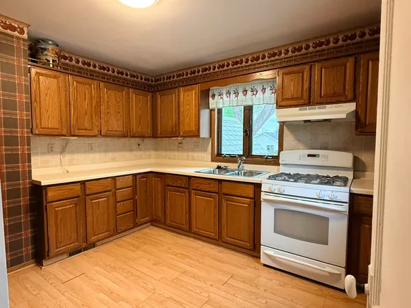$329,000 | 1314 Packers Avenue, Madison, WI 53704