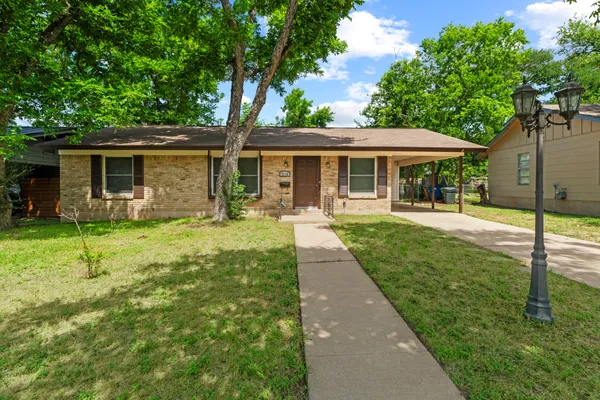 $2,200 | 5118 Waterbrook Drive, Austin, TX 78723