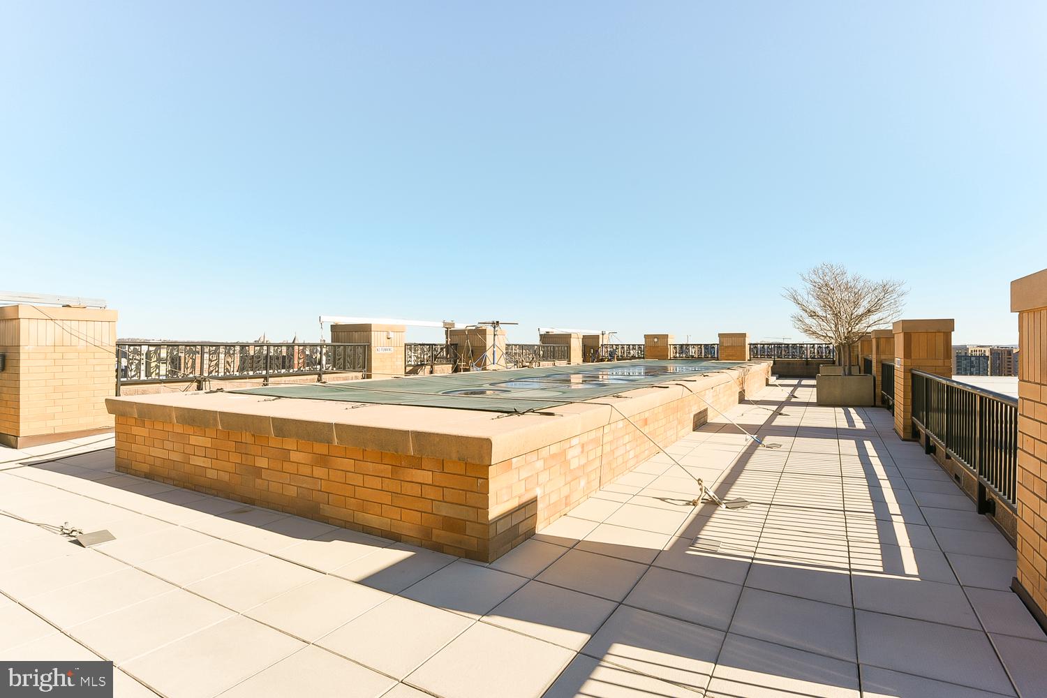 910 M Street Northwest, Unit 704 Washington, DC 20001 - Photo 33 of 35