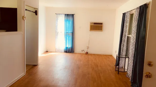 $55,000 | 107 North Walker Avenue, Morocco, IN 47963