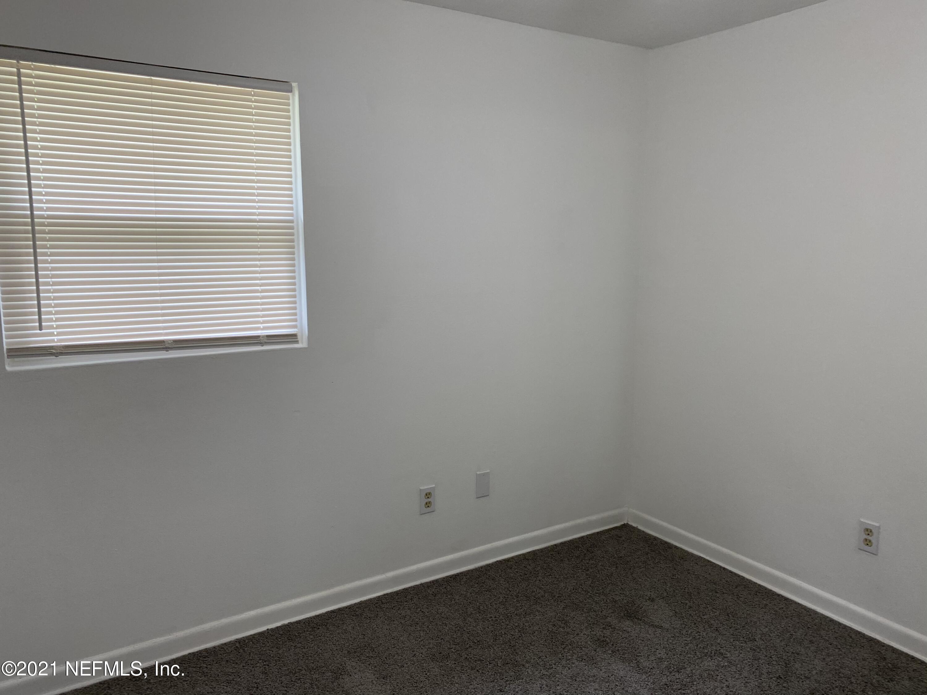 1724 Leonid Road Jacksonville, FL 32218 - Photo 8 of 11 A206B338-1D18-462E-8A4B-AEDE1728827F