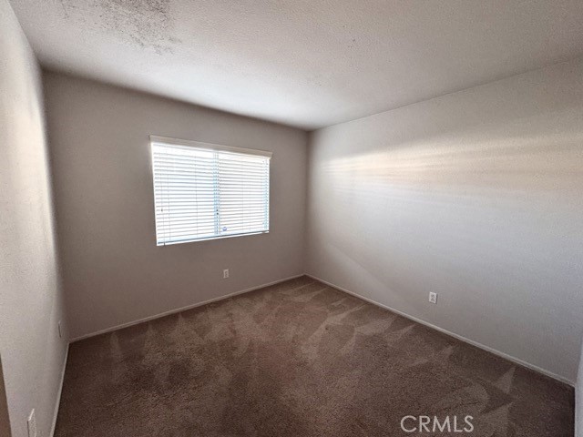 43370 Corte Benitez Temecula, CA 92592 - Photo 22 of 46 an empty room with windows
