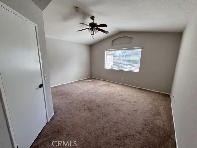 43370 Corte Benitez Temecula, CA 92592 - Photo 32 of 46 en empty room with windows and ceiling fan